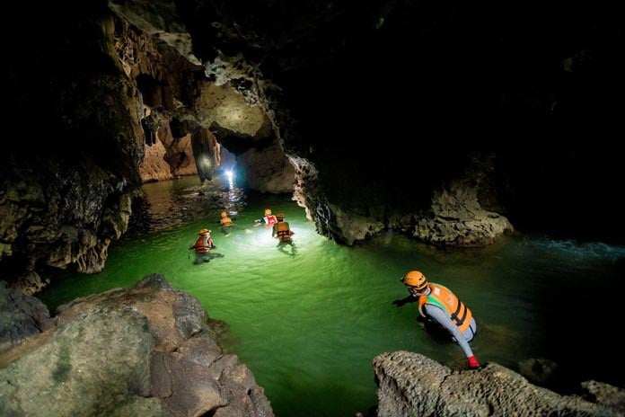 Solo traveller reviews on Tu Lan Cave Encounter 2 days tour with Oxalis Adventure